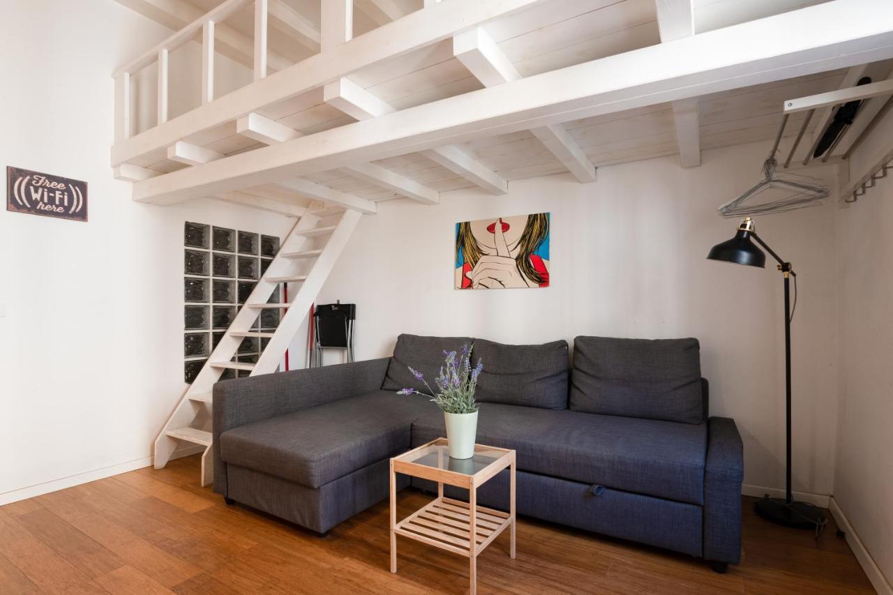 Cozy Apartment Near Navigli Milan Luaran gambar